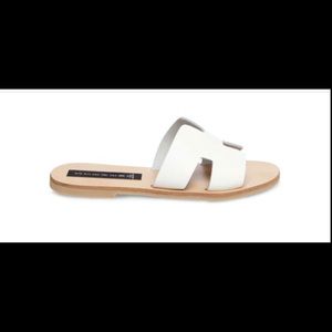 Steve Madden Greece Sandal